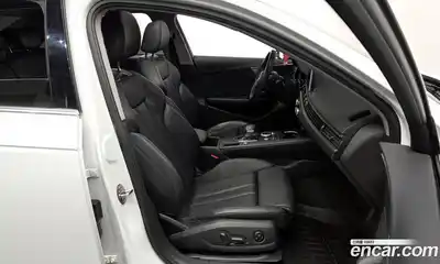 Audi A4 2018 2.0 Автомат в Москве № 160399, миниатюра 3