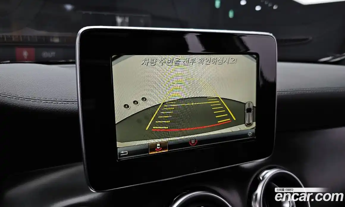 Mercedes-Benz GLA-Class 2018 2.0 Автомат в Москве № 161563, фото 11