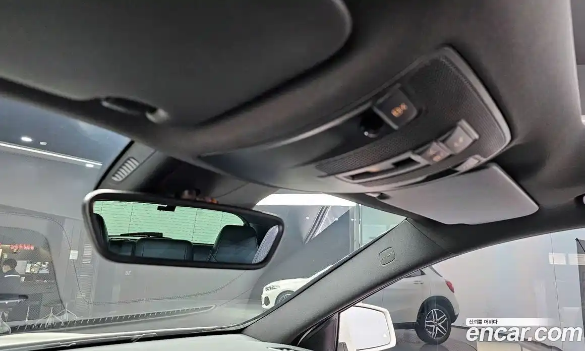 Mercedes-Benz GLA-Class 2018 2.0 Автомат в Москве № 161563, фото 16