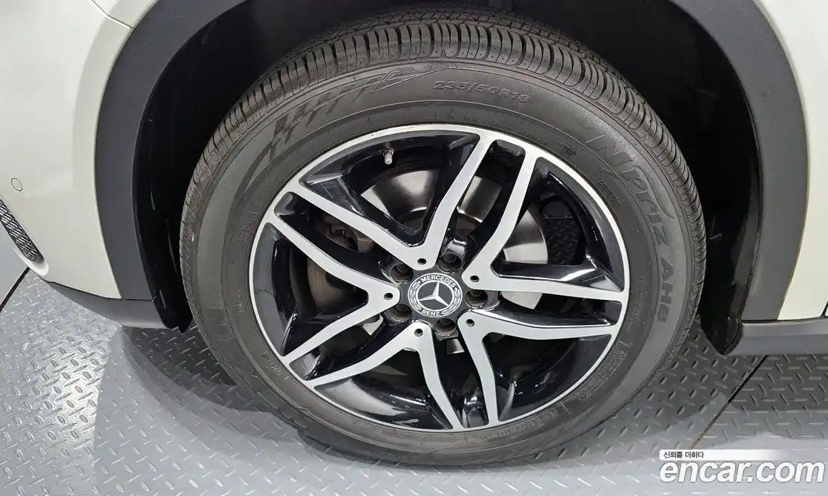 Mercedes-Benz GLA-Class 2018 2.0 Автомат в Москве № 161563, фото 5