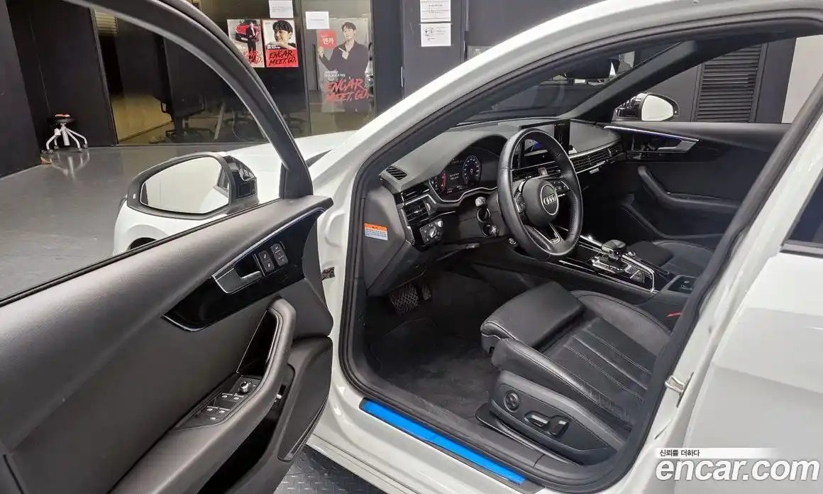 Audi A4 2020 2.0 Автомат в Москве № 162596, фото 2