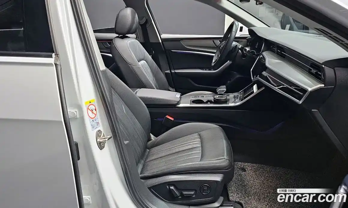 Audi A6 2021 2.0 Автомат в Москве № 162686, фото 16