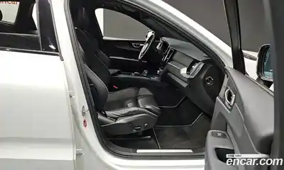 Volvo XC60 2021 2.0 Автомат в Москве № 164517, миниатюра 5