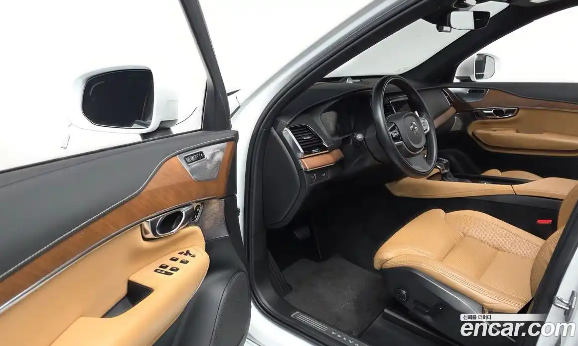 Volvo XC90 2020 2.0 Автомат в Москве № 164585, фото 16