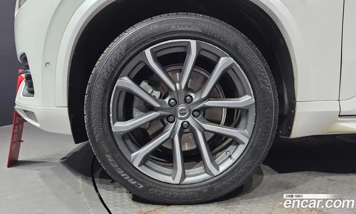 Volvo XC90 2017 2.0 Автомат в Москве № 164710, фото 16