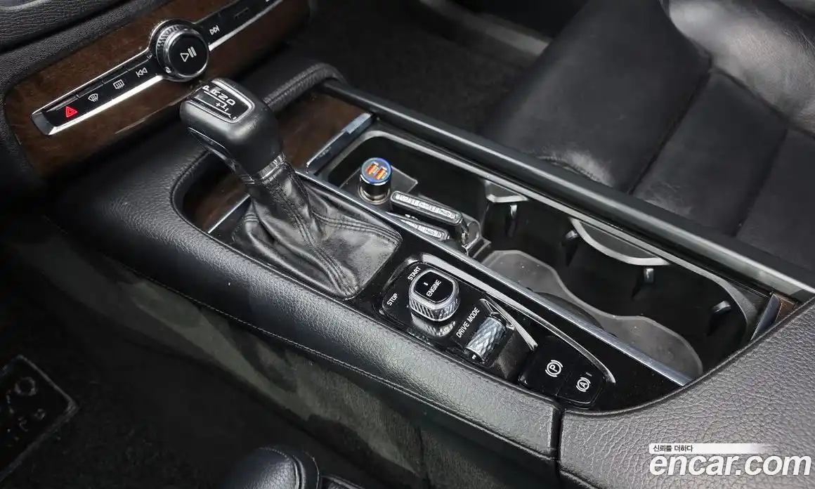 Volvo XC90 2017 2.0 Автомат в Москве № 164710, фото 20