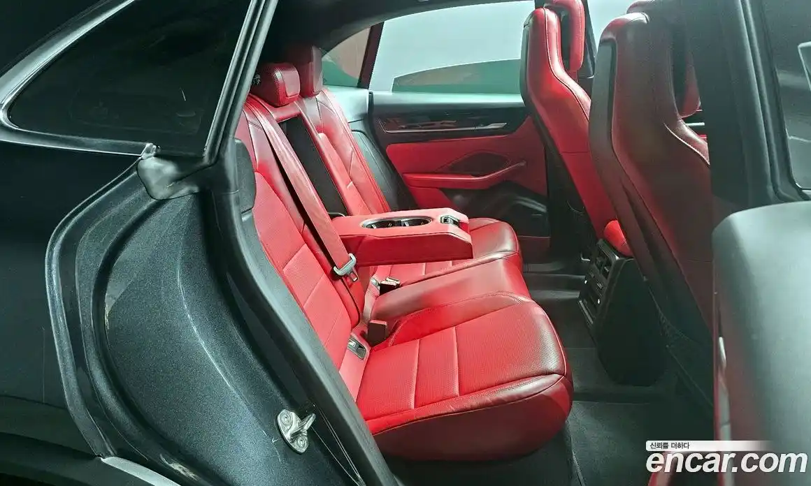 Porsche Macan 2025 0.2 Автомат в Москве № 164905, фото 5