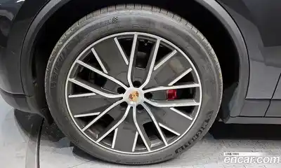 Porsche Macan 2025 0.2 Автомат в Москве № 164905, миниатюра 10