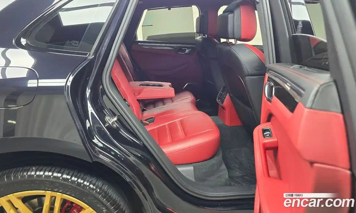 Porsche Macan 2015 3.6 Автомат в Москве № 165605, фото 13