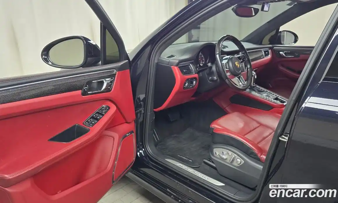 Porsche Macan 2015 3.6 Автомат в Москве № 165605, фото 8