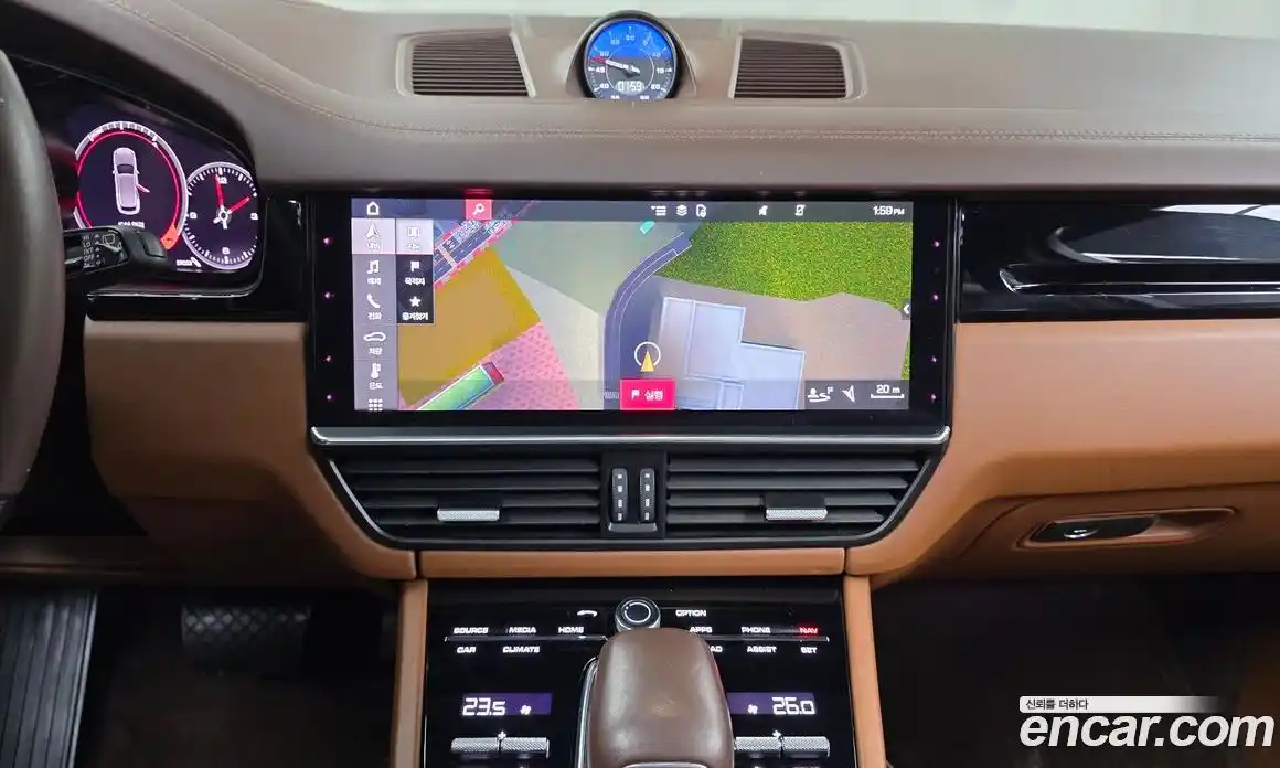 Porsche Cayenne 2021 3.0 Автомат в Москве № 165678, фото 9