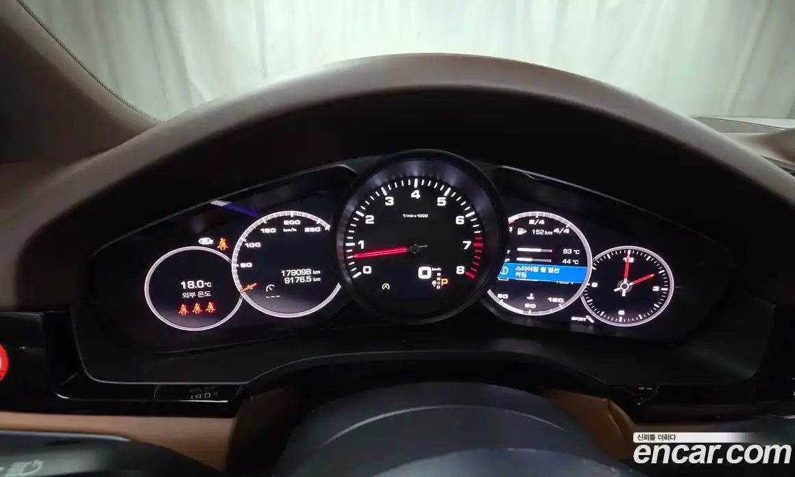 Porsche Cayenne 2021 3.0 Автомат в Москве № 165678, фото 10