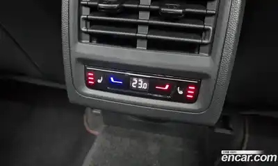 Volkswagen Golf 2024 2.0 Автомат в Москве № 168451, миниатюра 12