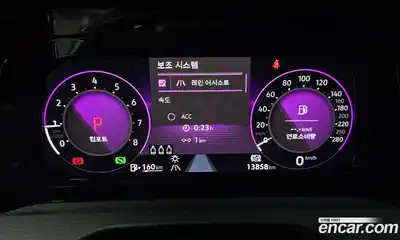 Volkswagen Golf 2024 2.0 Автомат в Москве № 168451, миниатюра 2