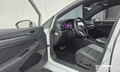 Volkswagen Golf 2024 2.0 Автомат в Москве № 168451, миниатюра 4