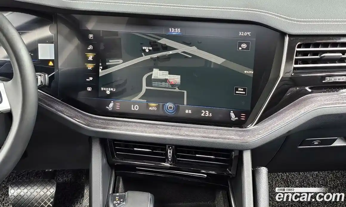 Volkswagen Touareg 2020 3.0 Автомат в Москве № 169011, фото 3