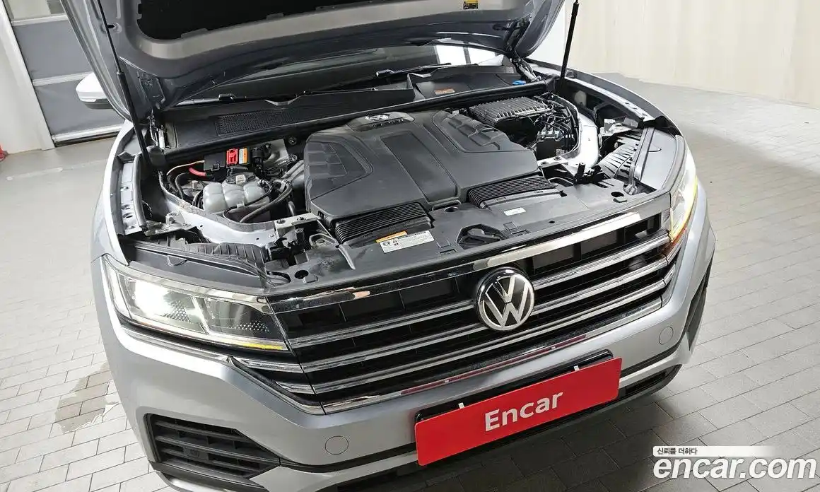 Volkswagen Touareg 2020 3.0 Автомат в Москве № 169011, фото 8