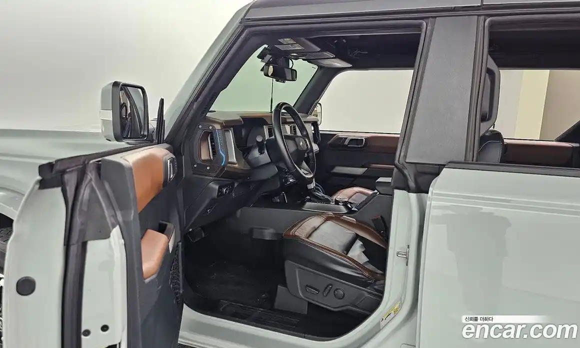 Ford Bronco 2023 2.7 Автомат в Москве № 170785, фото 9