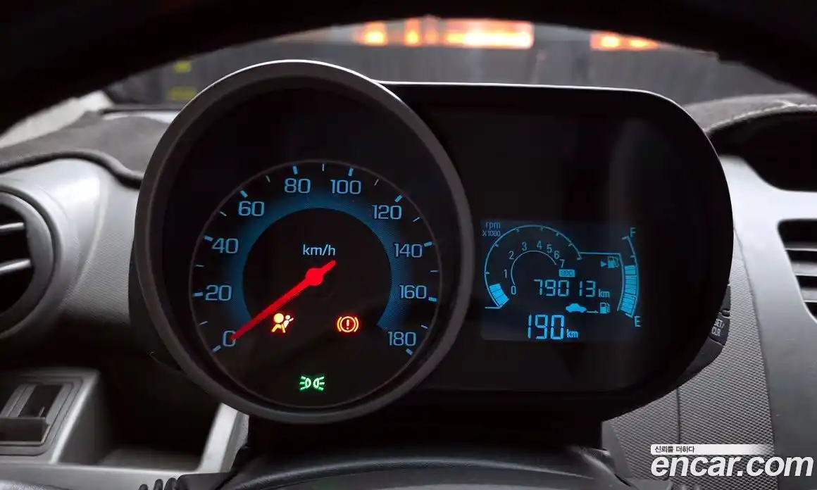 Chevrolet Spark 2014 1.0 Автомат в Москве № 173092, фото 19