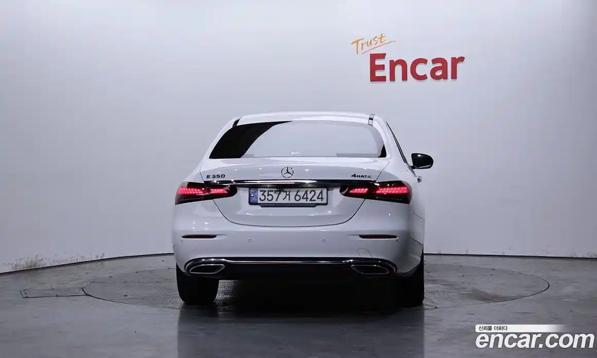 Mercedes-Benz E-Class 2021 2.0 Автомат в Москве № 173718, фото 20