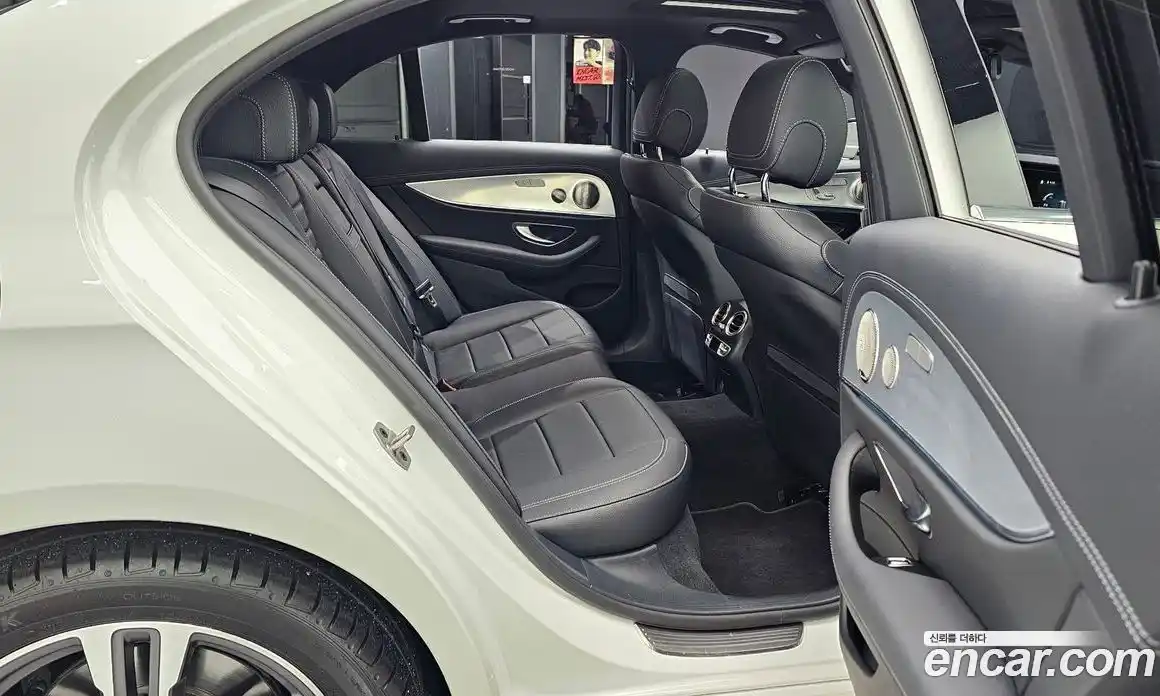 Mercedes-Benz E-Class 2021 2.0 Автомат в Москве № 173718, фото 9