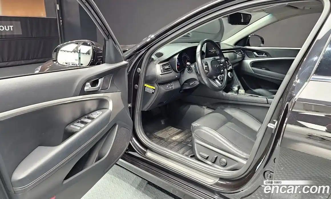 Genesis G70 2018 2.0 Автомат в Москве № 17851, фото 15