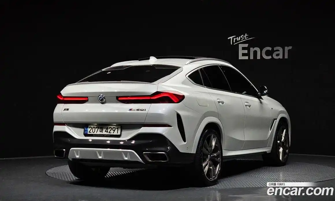 BMW X6 2023 4.4 Автомат в Москве № 188916, фото 11