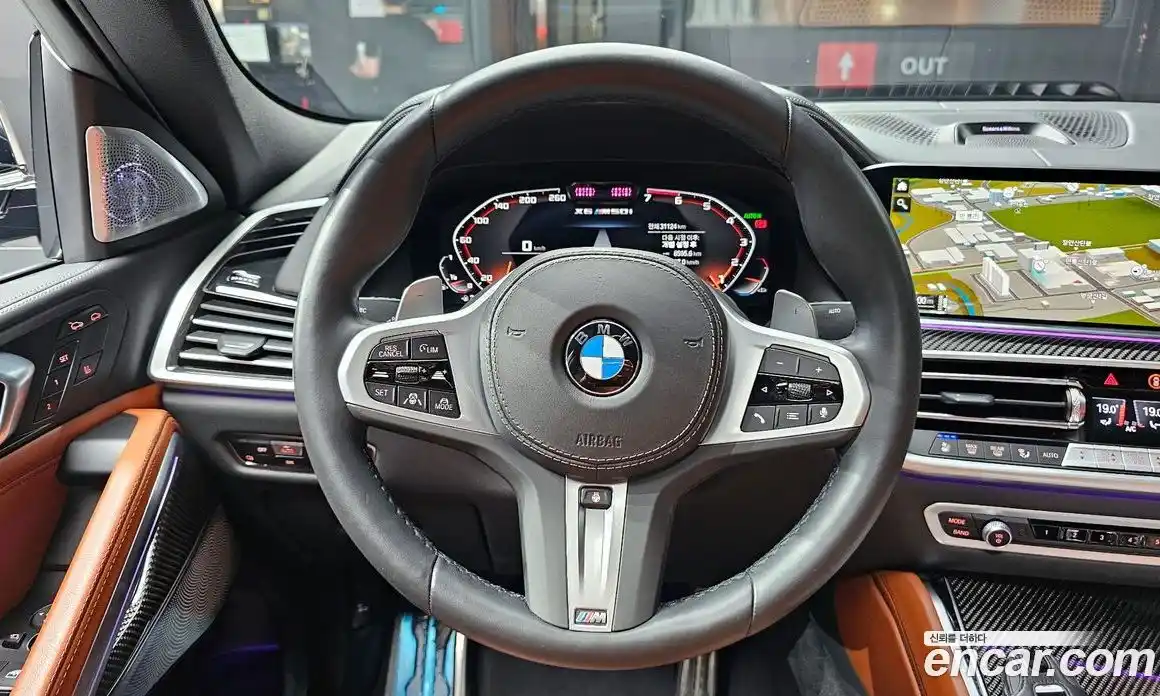 BMW X6 2023 4.4 Автомат в Москве № 188916, фото 17