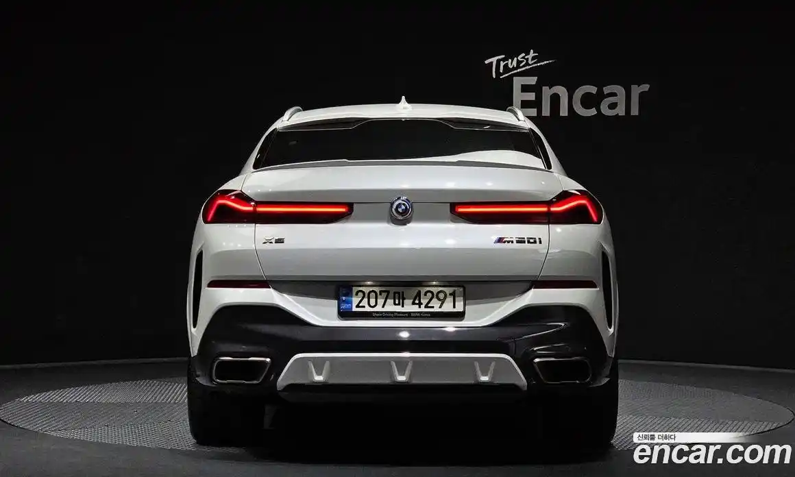 BMW X6 2023 4.4 Автомат в Москве № 188916, фото 5