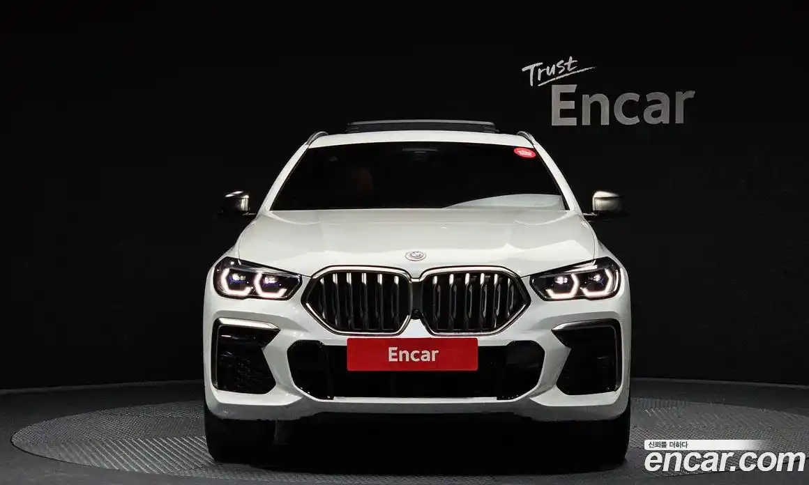 BMW X6 2023 4.4 Автомат в Москве № 188916, фото 9