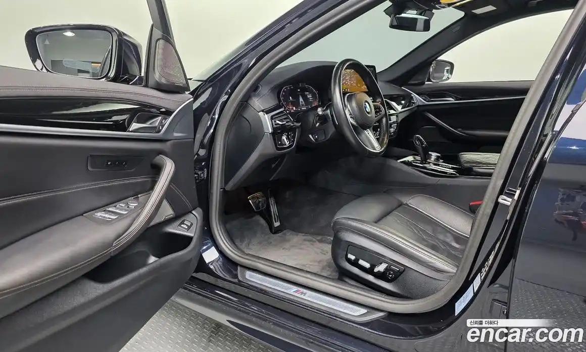 BMW 5-Series 2023 2.0 Автомат в Москве № 191796, фото 12