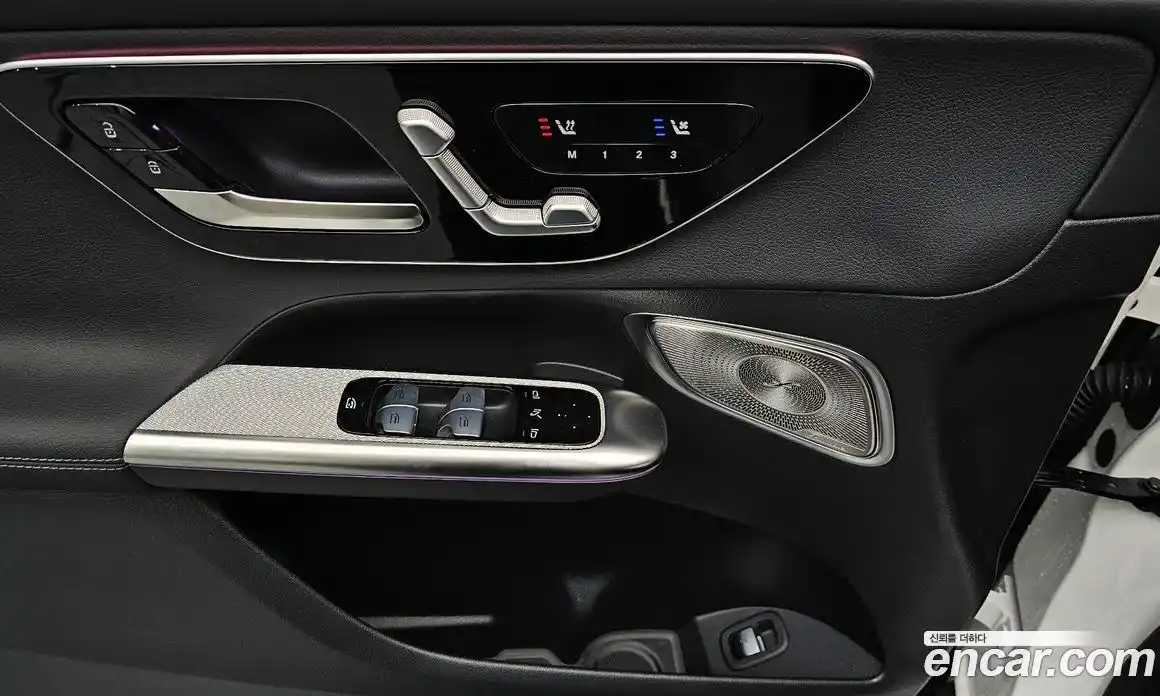 Mercedes-Benz GLC-Class 2025 2.0 Автомат в Москве № 193871, фото 12