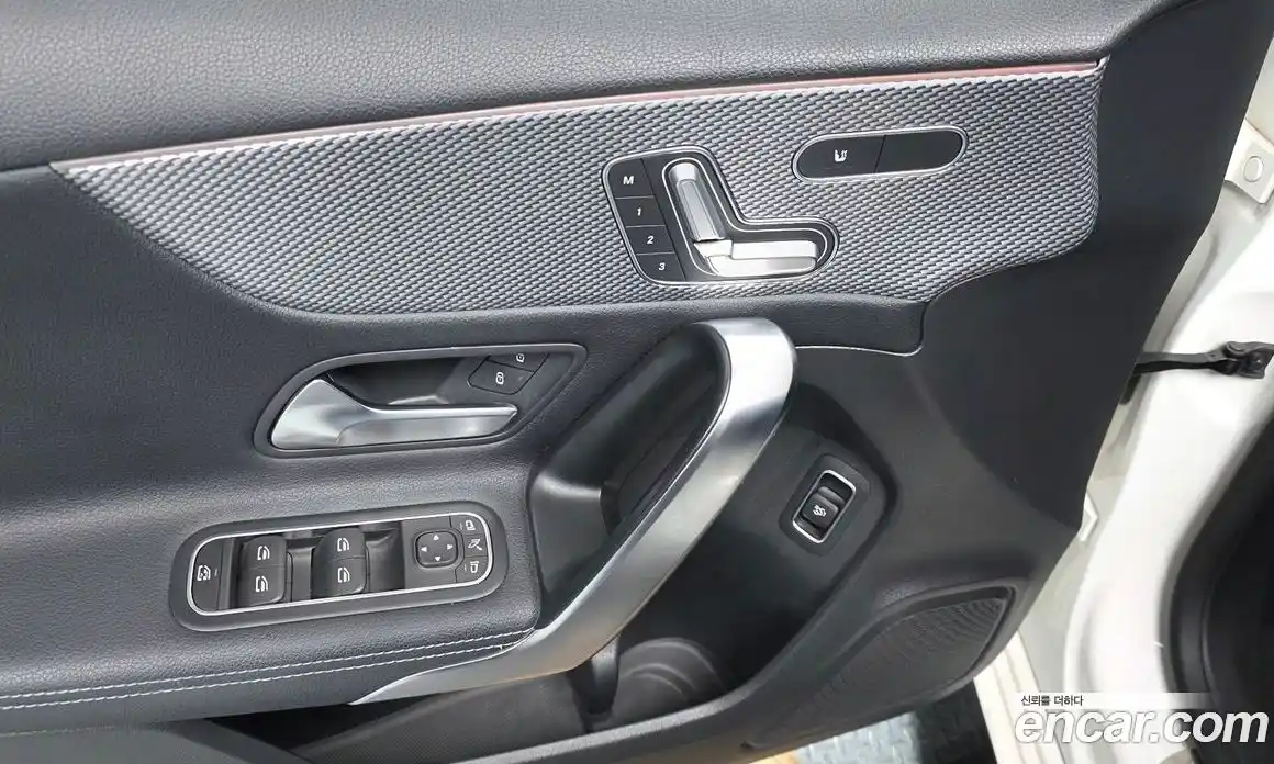 Mercedes-Benz A-Class 2021 1.9 Автомат в Москве № 194314, фото 13