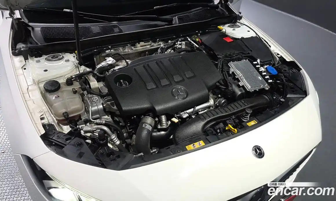 Mercedes-Benz A-Class 2021 1.9 Автомат в Москве № 194314, фото 6