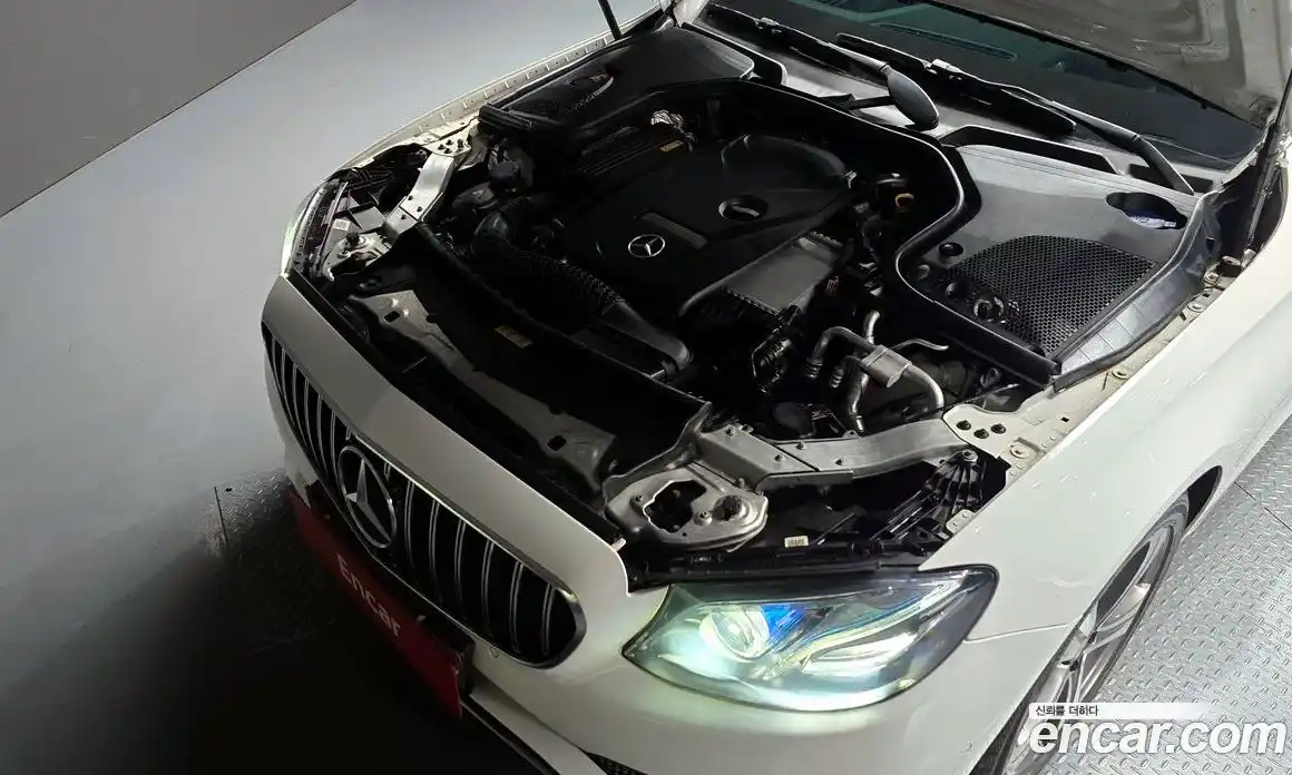 Mercedes-Benz E-Class 2017 2.0 Автомат в Москве № 194339, фото 18