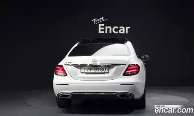 Mercedes-Benz E-Class 2017 2.0 Автомат в Москве № 194339, миниатюра 4