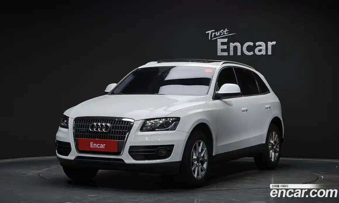 Audi Q5 2011 2.0 Автомат в Москве № 194920, фото 7