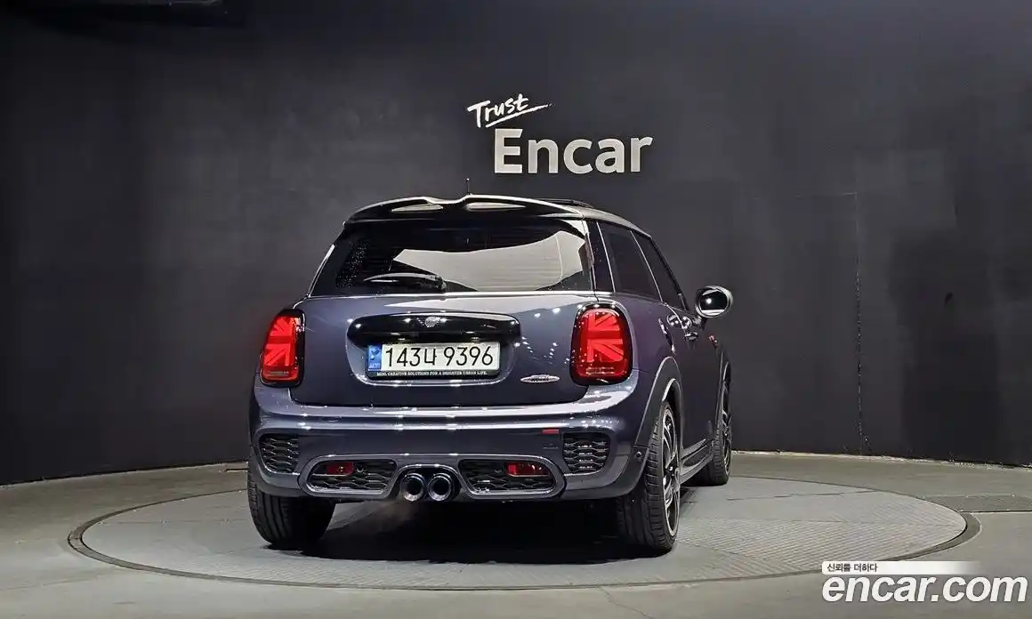 Mini Cooper 2021 2.0 Автомат в Москве № 197583, фото 12