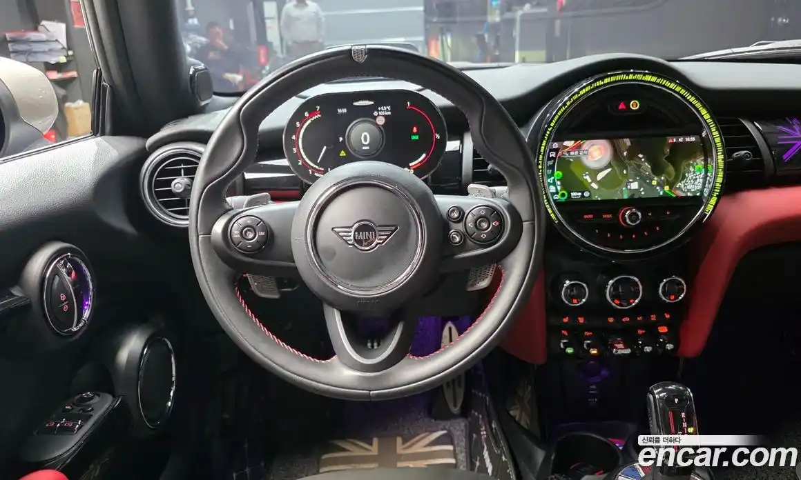 Mini Cooper 2021 2.0 Автомат в Москве № 197583, фото 13