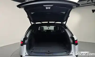 Land Rover Range-Rover Velar 2025 3.0 Автомат в Москве № 198111, миниатюра 11