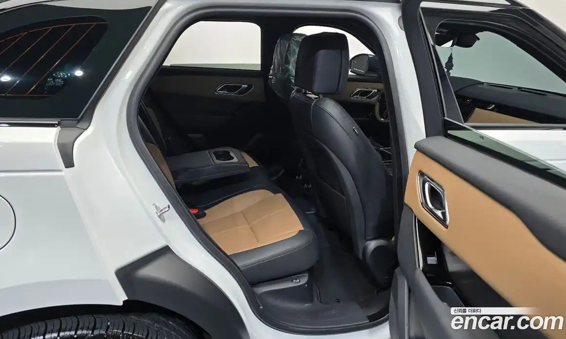 Land Rover Range-Rover Velar 2025 3.0 Автомат в Москве № 198111, фото 17