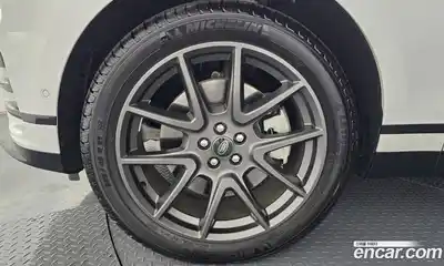 Land Rover Range-Rover Velar 2025 3.0 Автомат в Москве № 198111, миниатюра 5