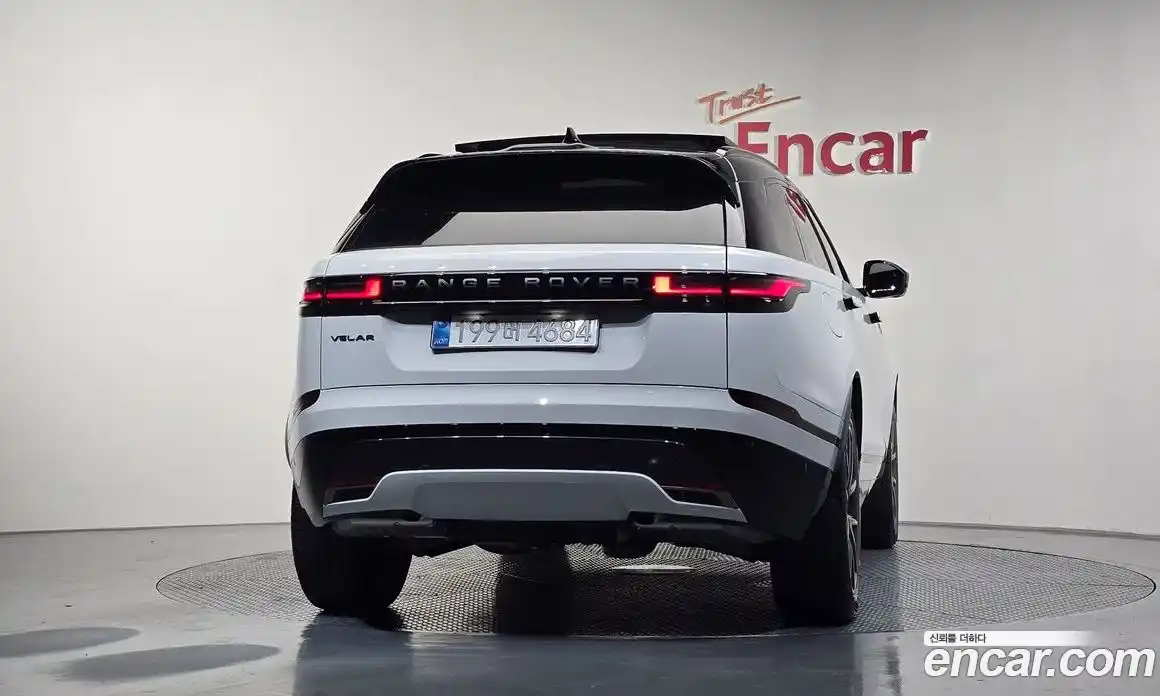 Land Rover Range-Rover Velar 2025 3.0 Автомат в Москве № 198111, фото 6