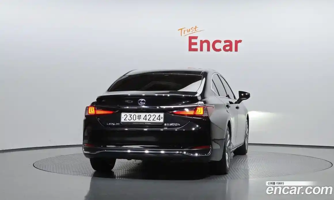 Lexus ES 2021 2.5 Автомат в Москве № 198899, фото 13