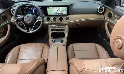 Mercedes-Benz E-Class, 2022