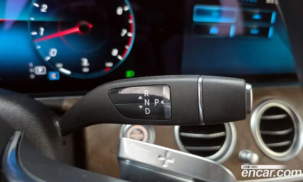 Mercedes-Benz E-Class 2022 2.0 Автомат в Москве № 203840, фото 15