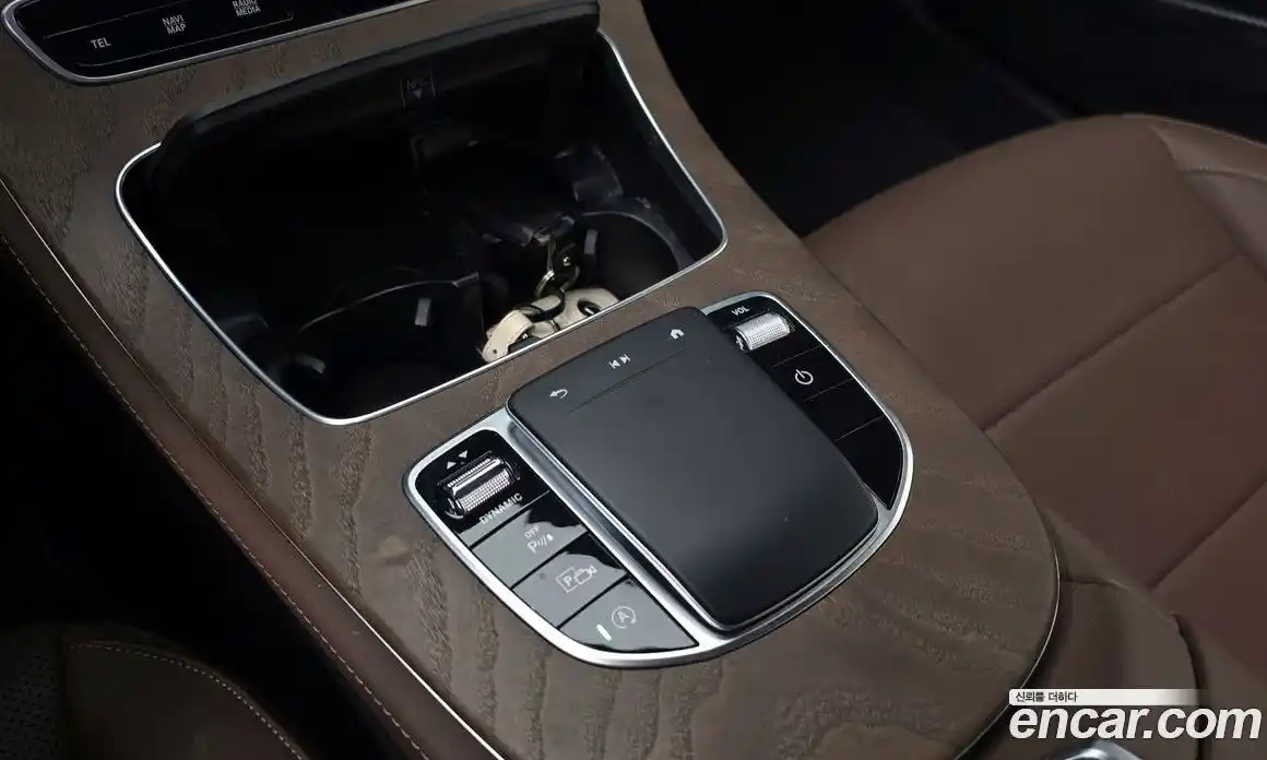 Mercedes-Benz E-Class 2022 2.0 Автомат в Москве № 203840, фото 6