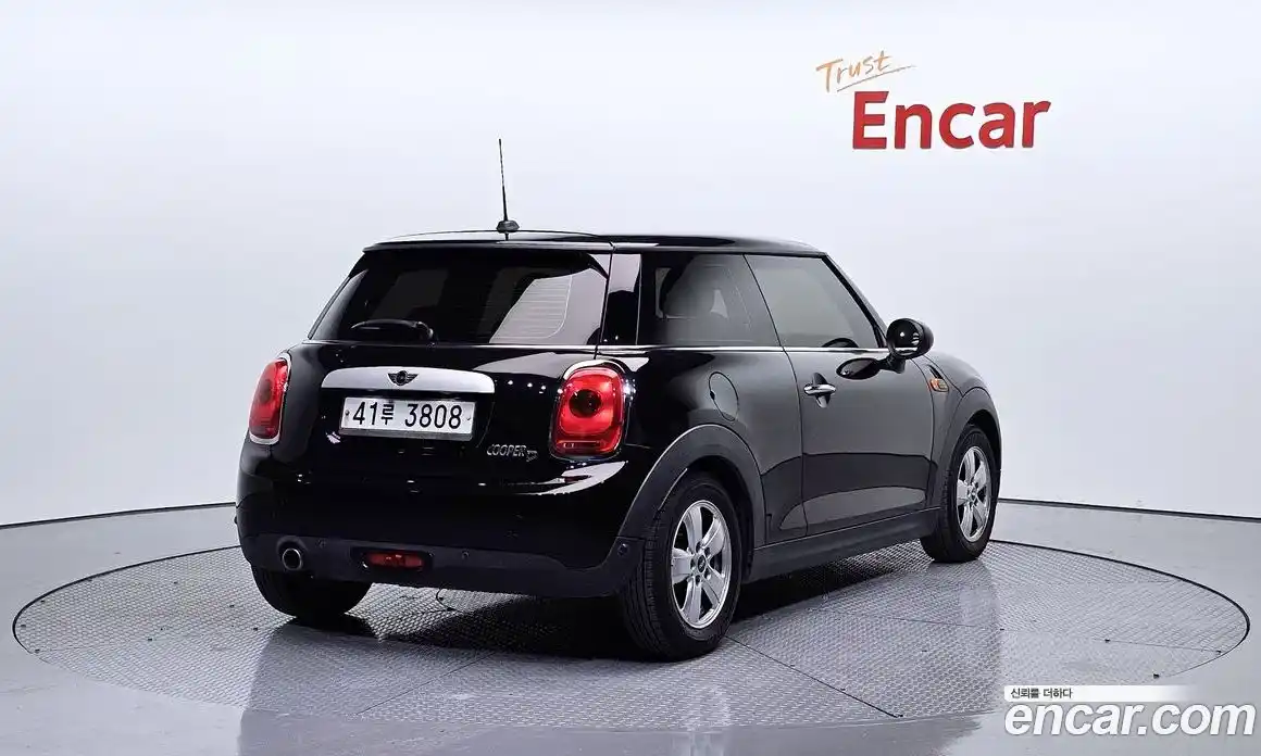 Mini Cooper 2014 1.5 Автомат в Москве № 205516, фото 11