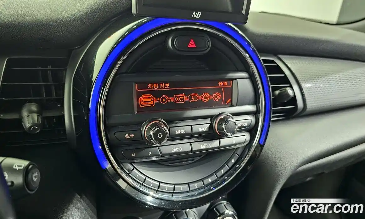 Mini Cooper 2014 1.5 Автомат в Москве № 205516, фото 15