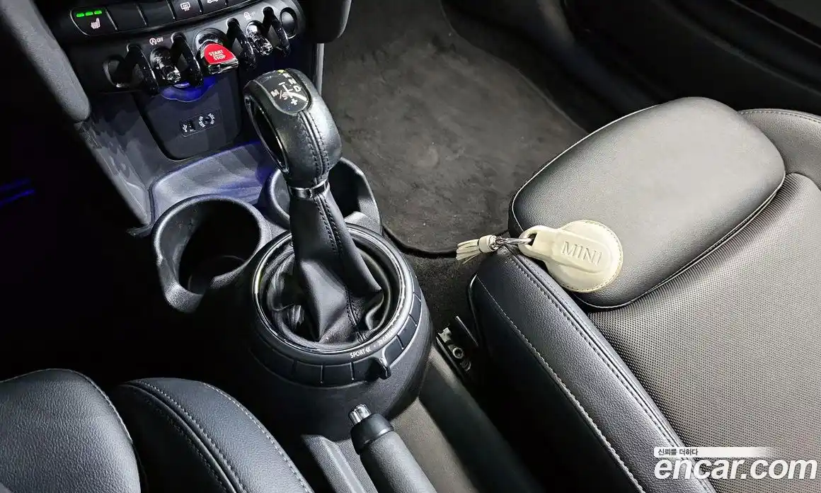 Mini Cooper 2014 1.5 Автомат в Москве № 205516, фото 10